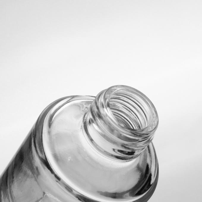 Της Κίνας κενό σαφές 30ml μπουκάλι ιδρύματος γυαλιού υγρό με την άσπρη αντλία